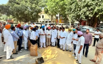 MP Malvinder Singh Kang visited Morinda Grain Market and reviewed the procurement arrangements.