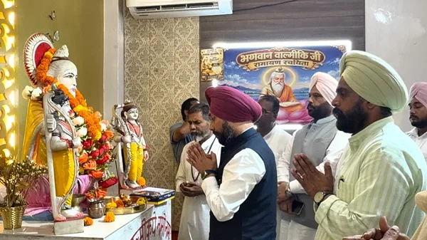 National Sanitation Commission Vice Chairman Hardeep Singh meets sanitation workers in Sangrur