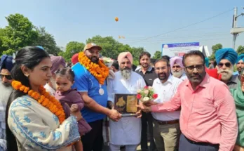 Olympian Tejinderpal Singh Toor receives a warm welcome as he returns to Patiala after winning his third consecutive medal at the Asian Games
