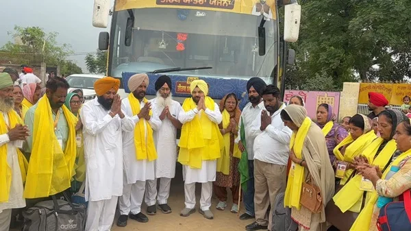 Public Works Minister Harbhajan Singh ETO flagged off the 68th pilgrimage bus from Jandiala Guru Assembly constituency.