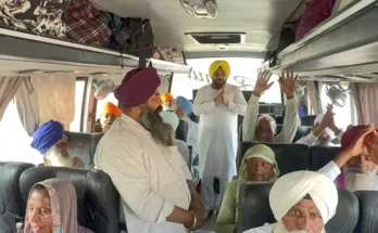Public Works Minister Harbhajan Singh ETO flagged off the 67th pilgrimage bus from Jandiala Guru Assembly constituency.