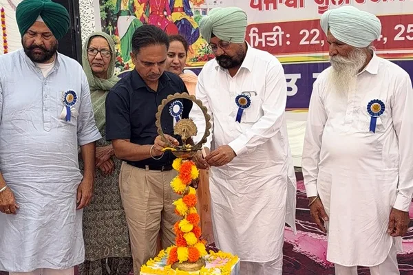 Punjabi University's Regional Youth and Folk Festival begins at Desh Bhagat College, Bardwal