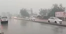 The weather in Uttar Pradesh has changed suddenly.
